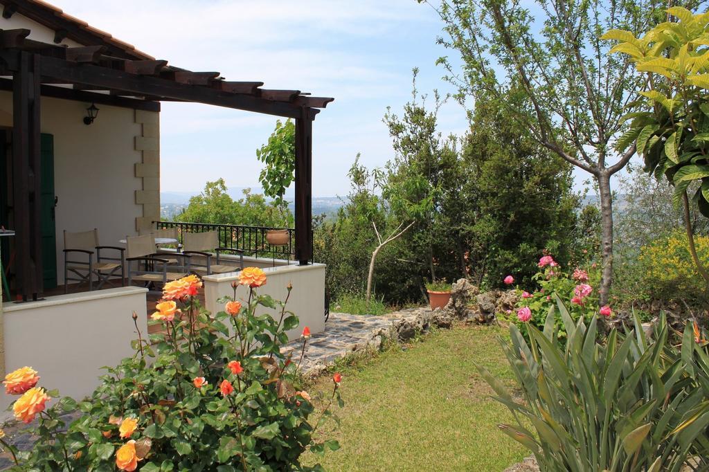 Aspalathos Villas Fílippos 部屋 写真